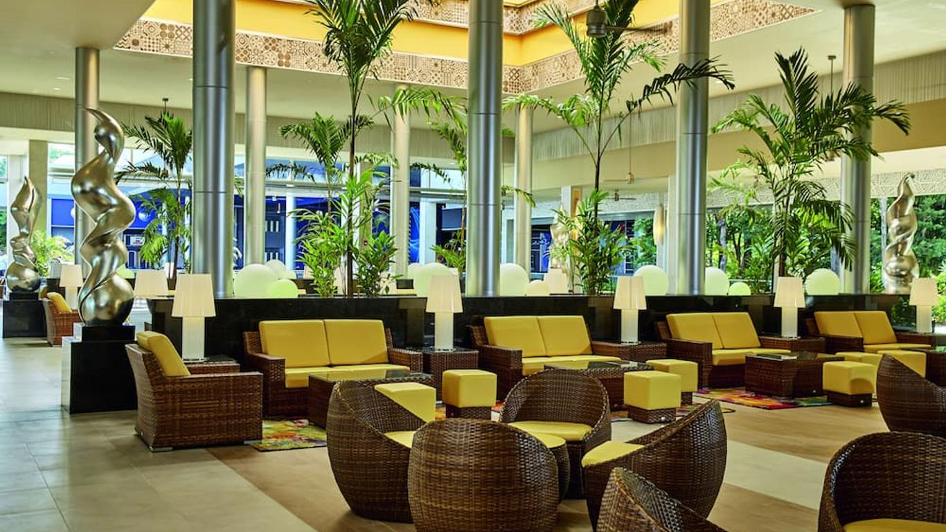 โรงแรมริอูเตกีลา -