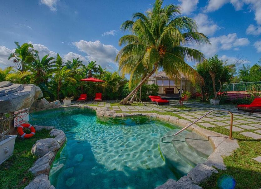 สระว่ายน้ำ รูปภาพ