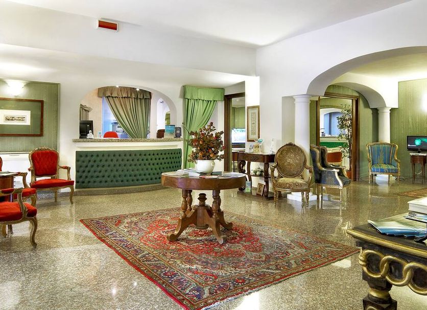 ล็อบบี้ รูปภาพ