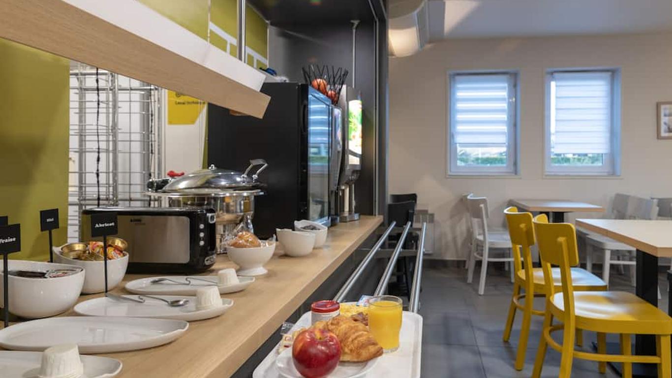 โรงแรม B&B อาวิญอง (2)