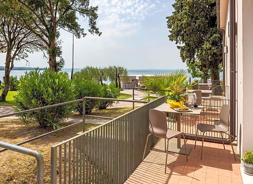 ระเบียง รูปภาพ