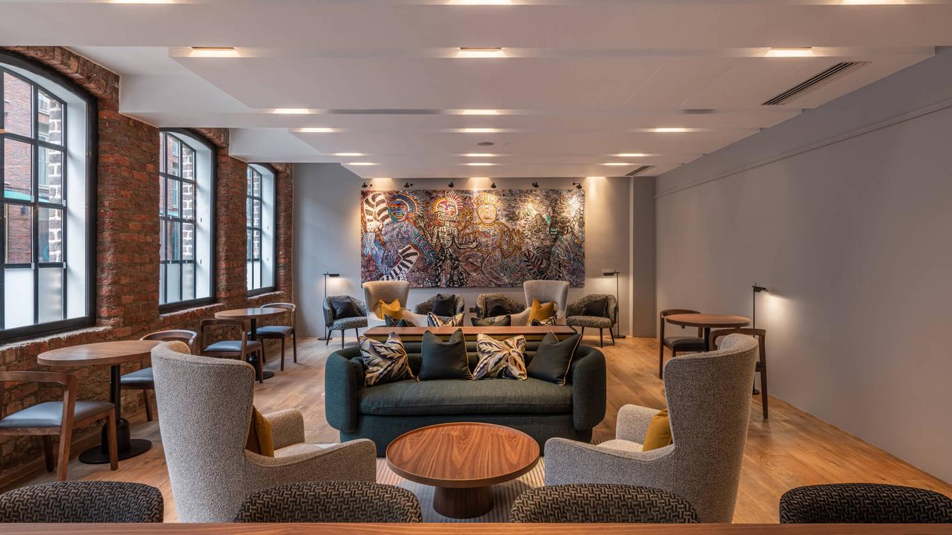 โรงแรม The Resident Liverpool