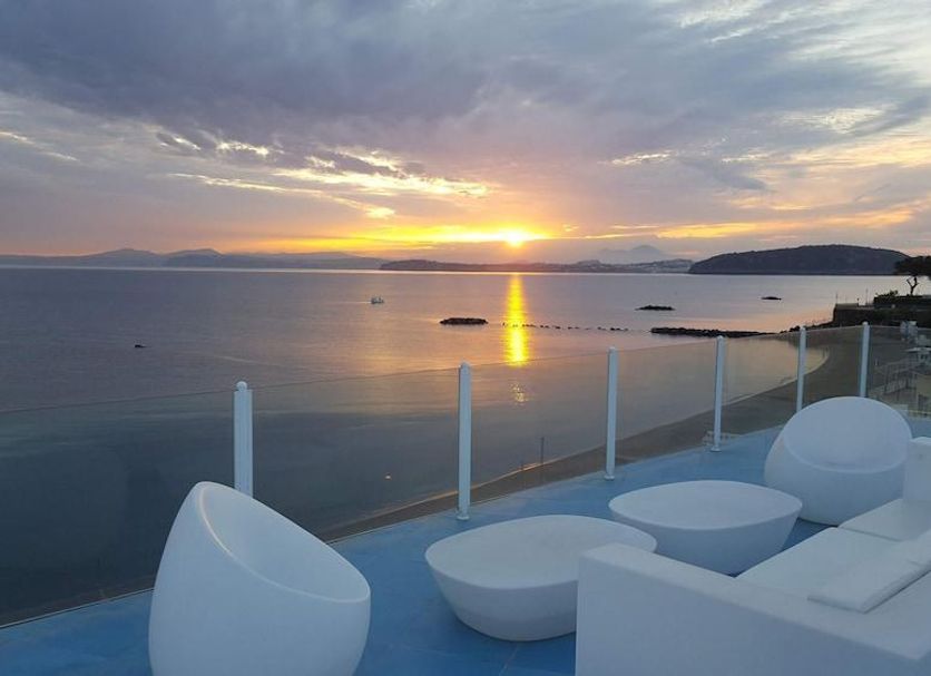 ระเบียง รูปภาพ