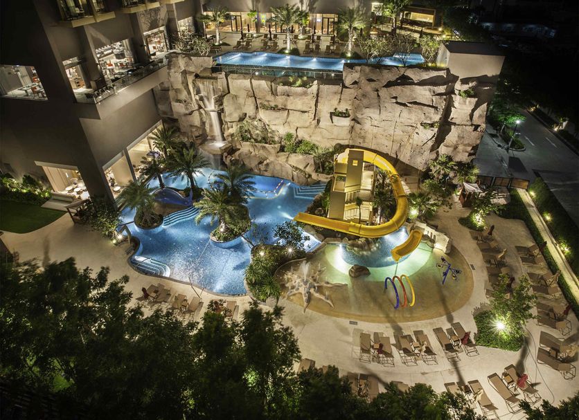 สระว่ายน้ำ รูปภาพ