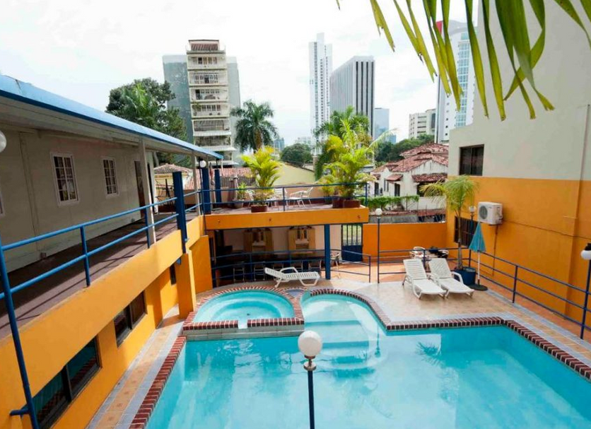 สระว่ายน้ำ รูปภาพ