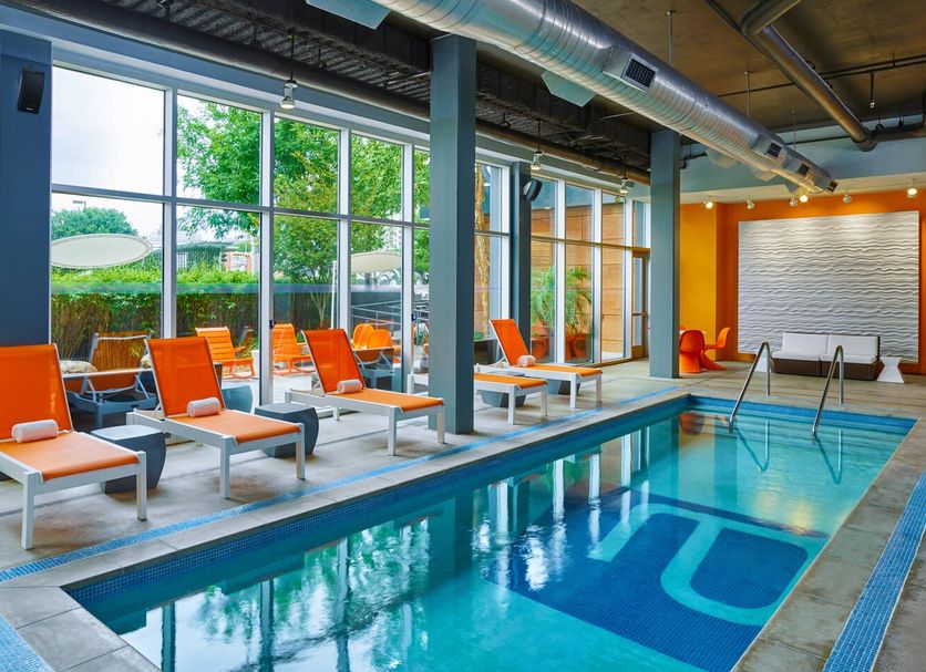 สระว่ายน้ำ รูปภาพ