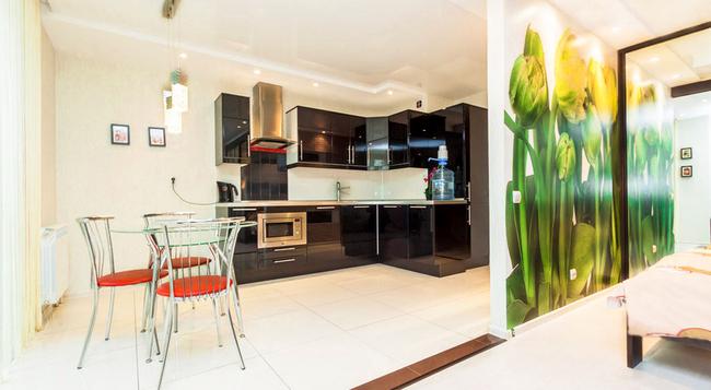 Adel Apartment 1 - Ekaterinburg - Living room