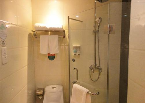Greentree Inn Yunnan Kunming Yuantong Express Hotel - Kunming - Bedroom