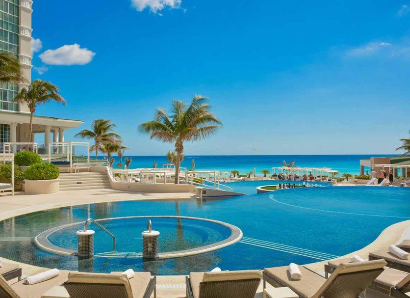 สระว่ายน้ำ รูปภาพ