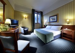 เอ็กซ์ อินเตอร์เนชั่นแนล พาเลซ - โรม - ห้องนอน