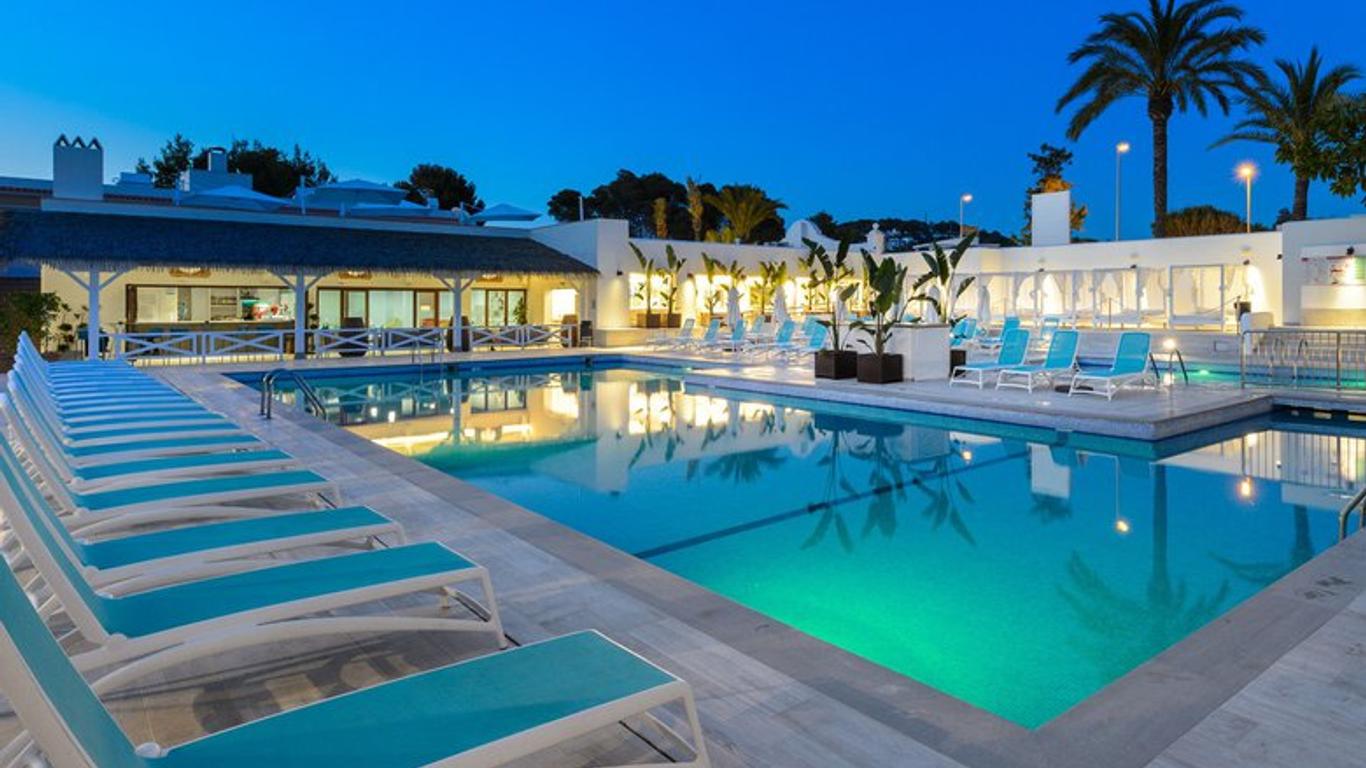 โรงแรม Vibra Cala Tarida