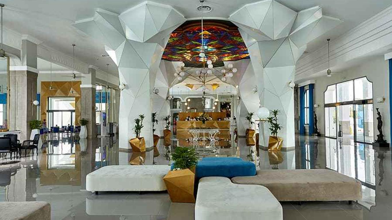 โรงแรมริวพาเลซปุนตาคานา -