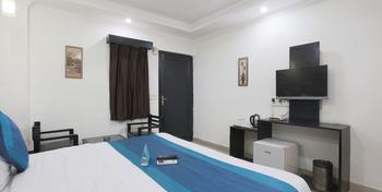 Fabhotel Majestic East Of Kailash - New Delhi - Bedroom