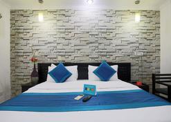 Fabhotel Majestic East Of Kailash - New Delhi - Bedroom