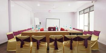 Fabhotel Majestic East Of Kailash - New Delhi - Restaurant