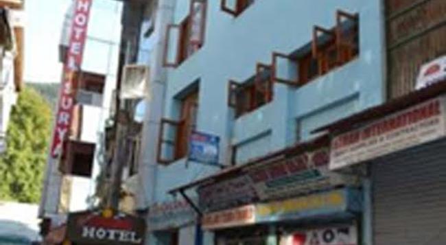 Hotel New Suriya - Srinagar - Building