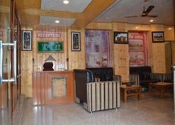 Hotel New Suriya - Srinagar - Front desk