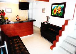 Hotel Casa Sarita - Bogotá - Front desk