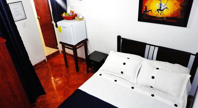 Hotel Casa Sarita - Bogotá - Bedroom